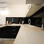 Piccola Pyrotima * זאדאר