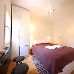 Piccola Pyrotima זאדאר