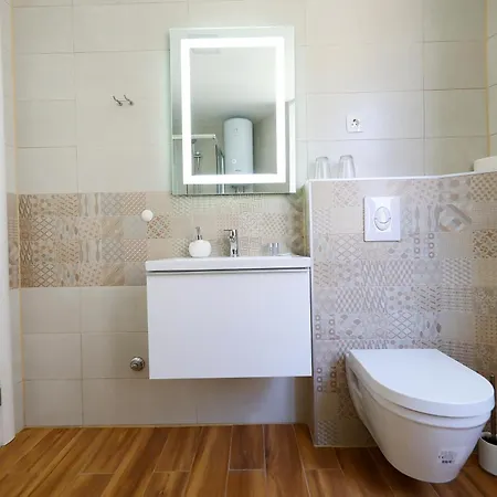 Piccola Pyrotima Apartamento Zadar