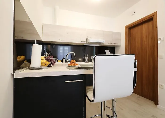 Piccola Pyrotima * זאדאר