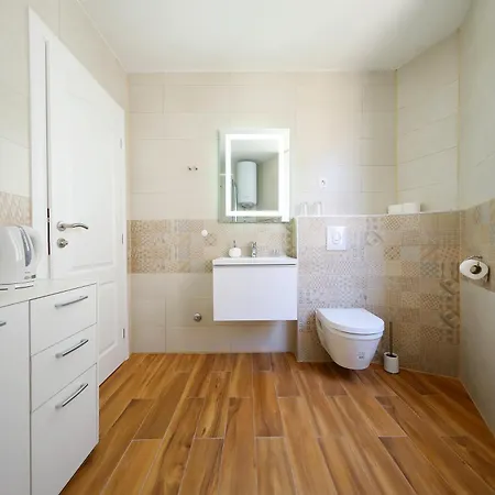 Piccola Pyrotima Zadar