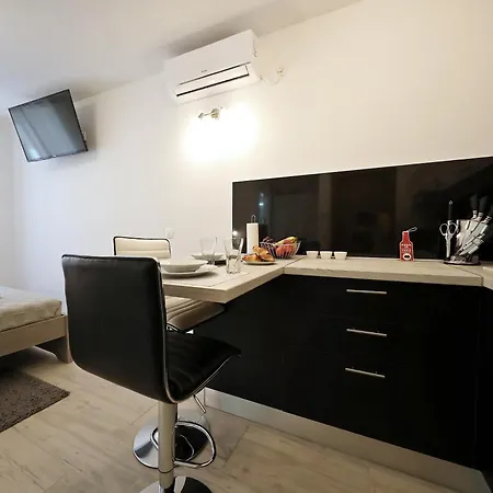 Apartamento Piccola Pyrotima