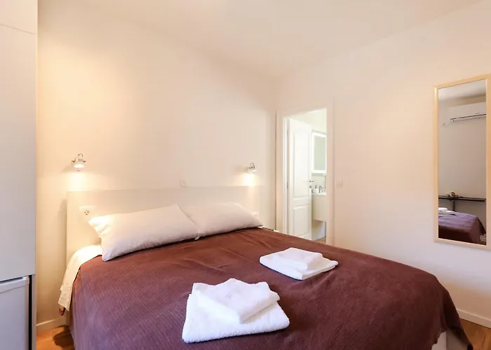 Piccola Pyrotima Apartman *