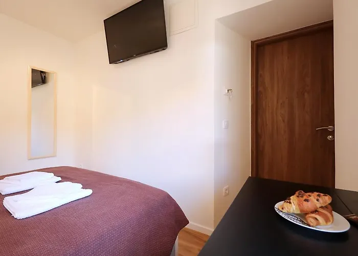 Piccola Pyrotima Apartman Zadar